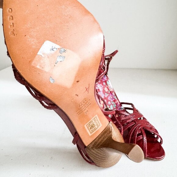 Vintage Aldo Leather Red Strappy Sexy High Heels 39 - Picture 11 of 13